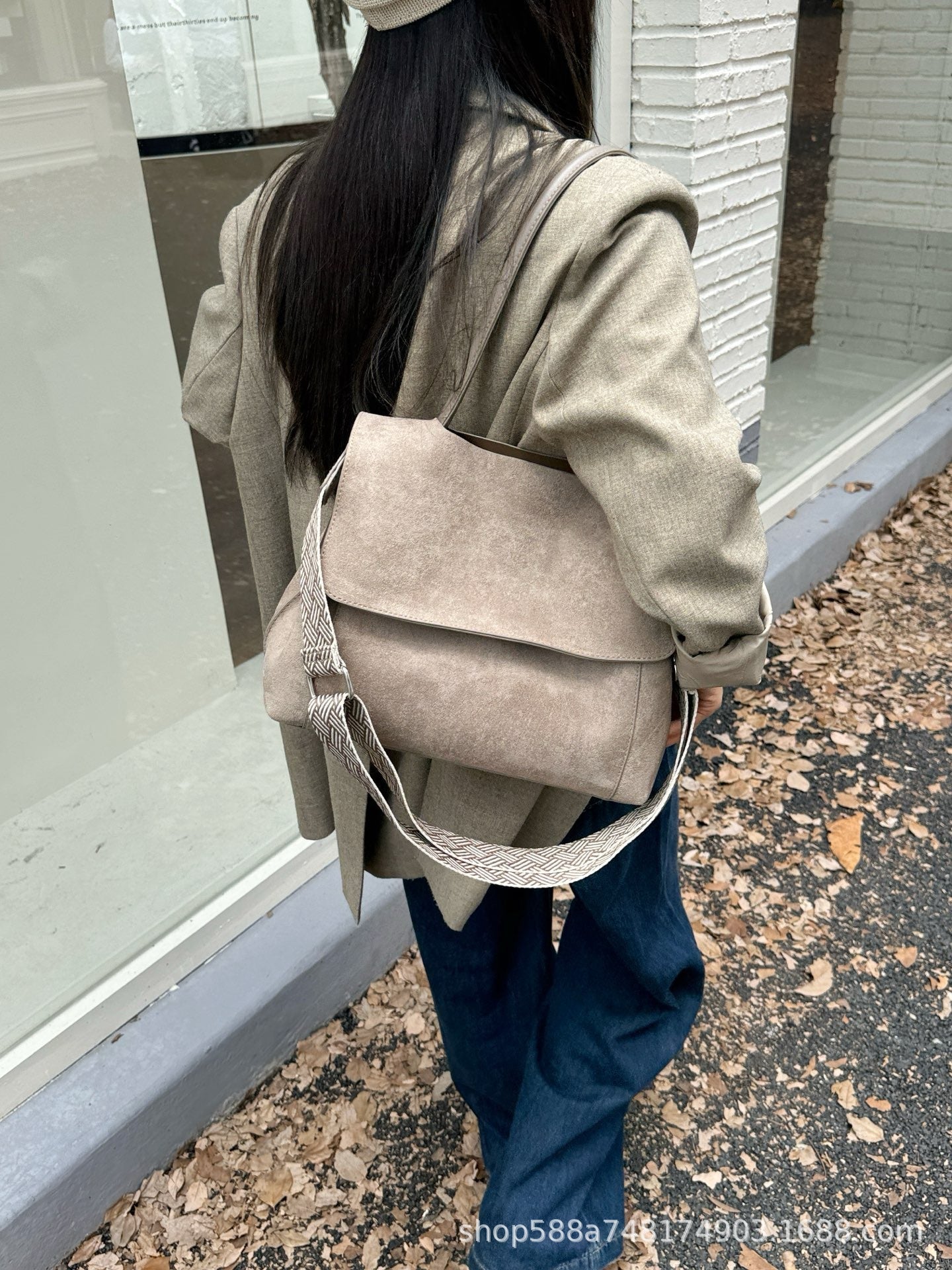 Classy Women's Large Capacity High-grade Commuter Tote Bags