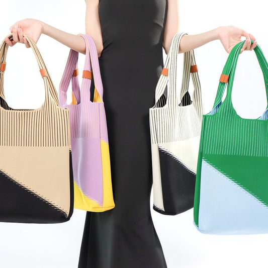 Niche Large Capacity Foldable Lightweight Washable Geometric Triangle Lock