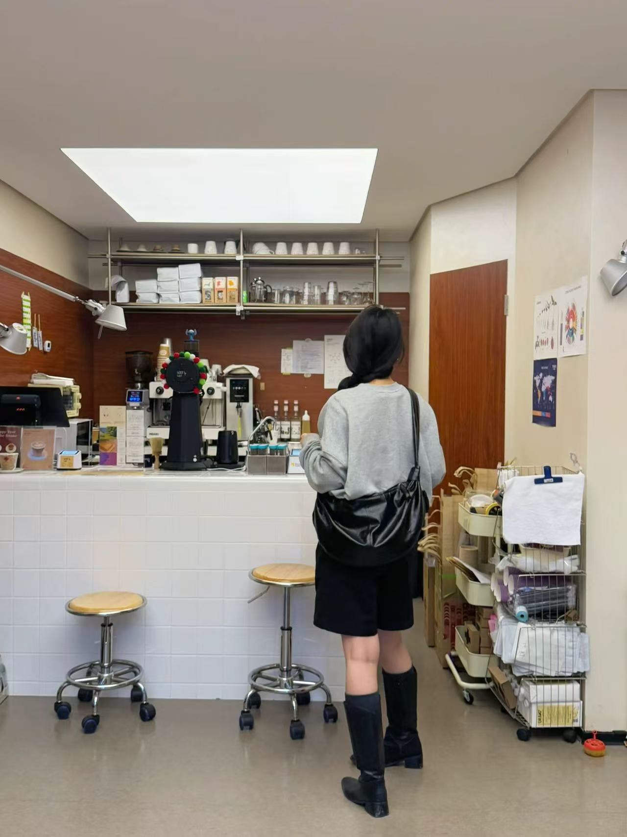 Women's Dumpling Texture Western Style Wide Strap Shoulder Bags