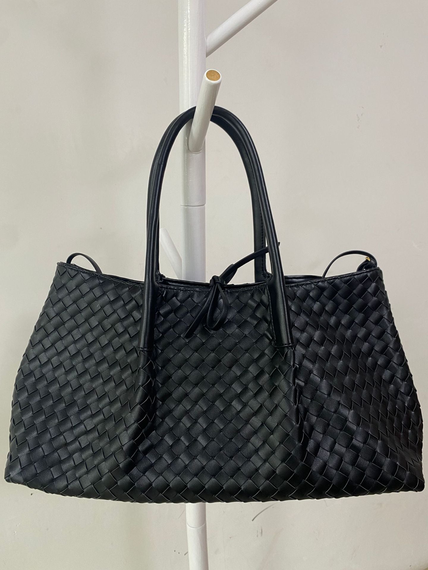 Fashion Hand-woven Commuter Versatile Large Capacity Tote Bags