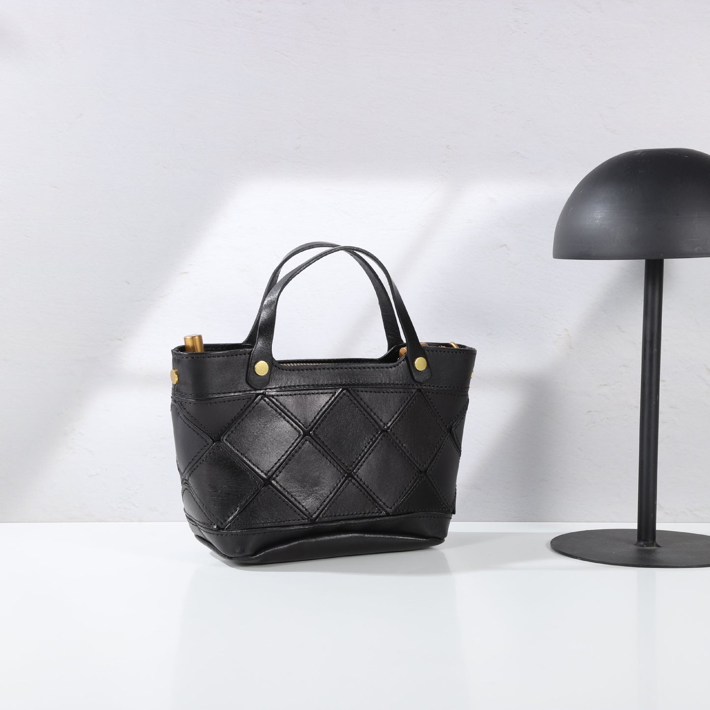 Women's Capacity Lightweight Mini Diamond Retro Crossbody Bags
