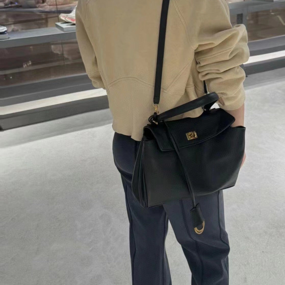 Color First Layer Cowhide Kelly Large Shoulder Bags
