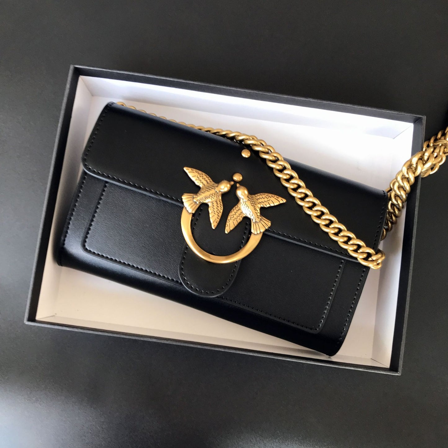 Classy Women's Flying Bird Swallow Chain Handbags