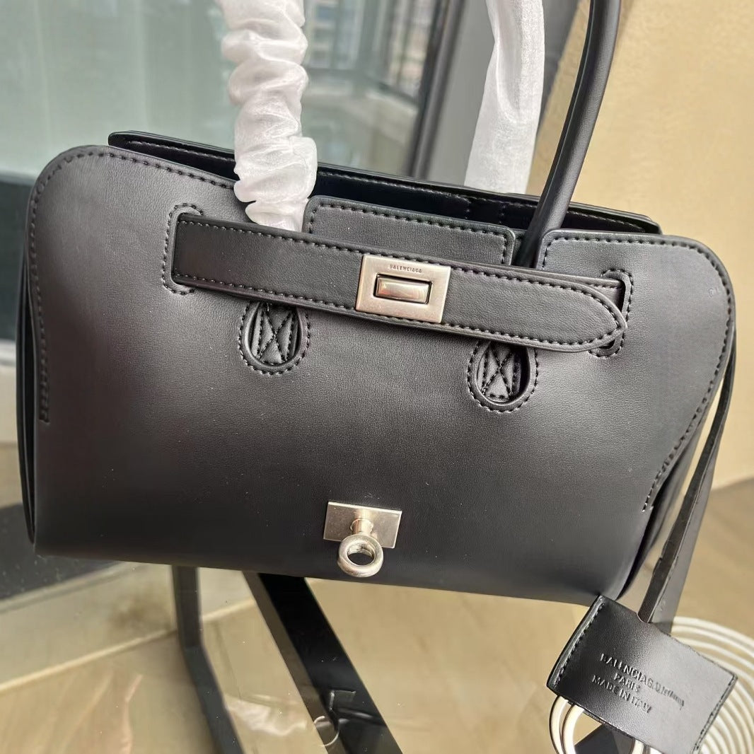 Women's Trendy Arrival Genuine Leather High Sense Bags