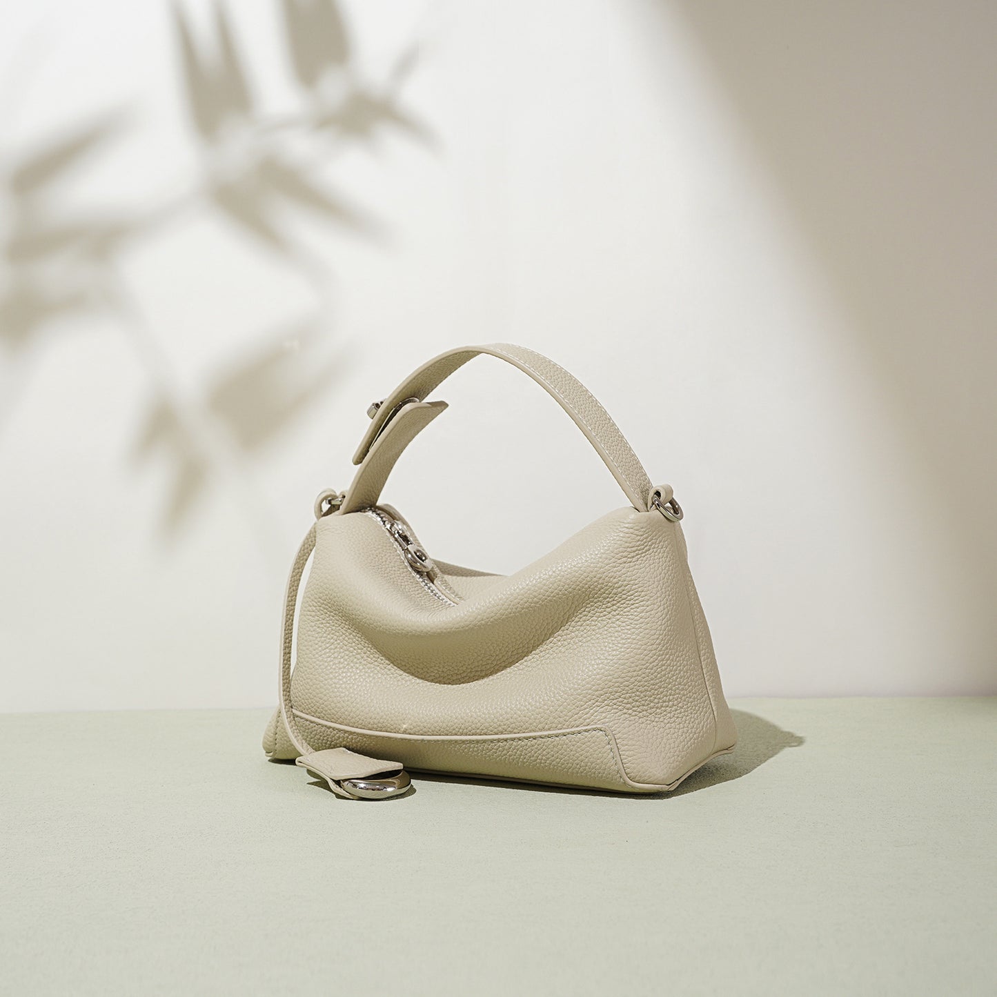 Women's Korean Style Versatile High-grade Simple Pillow Crossbody Bags