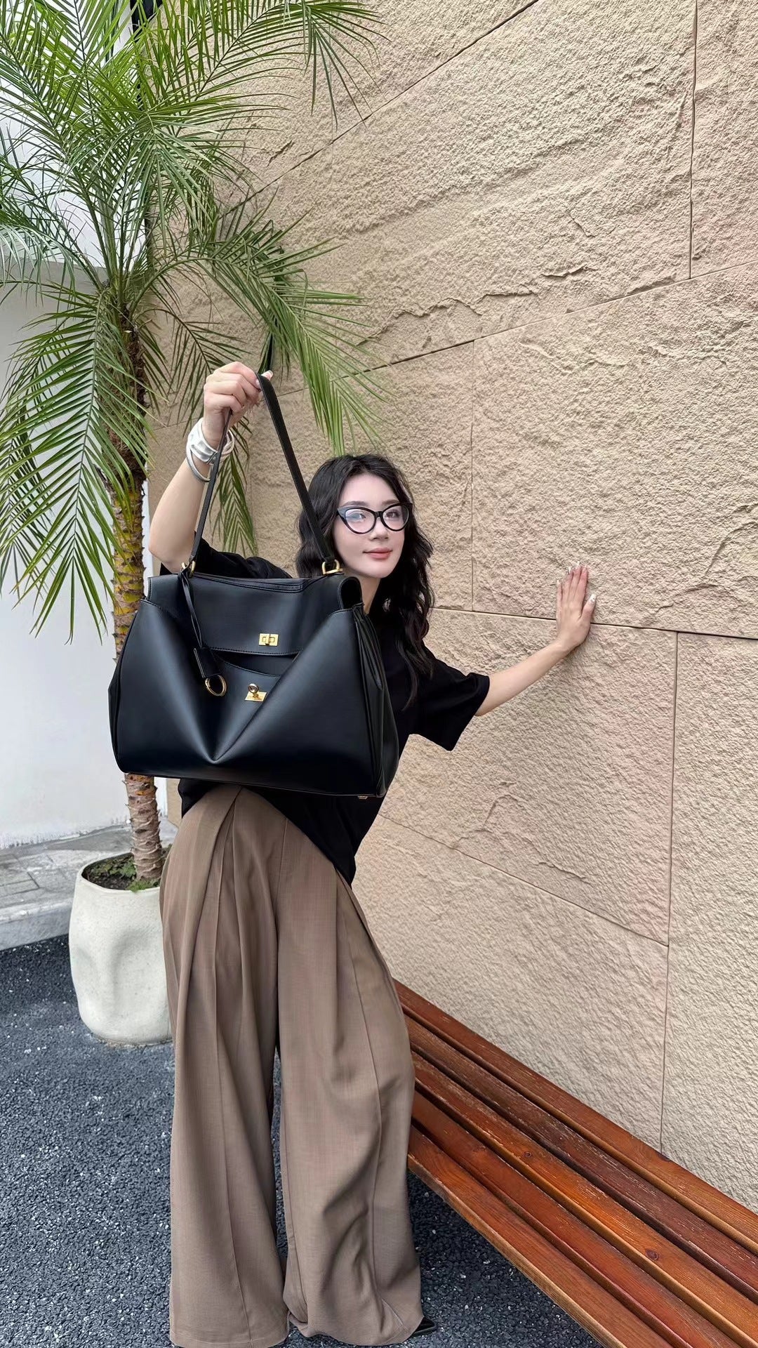 Genuine Leather High-grade Idle Style Twist Shoulder Bags
