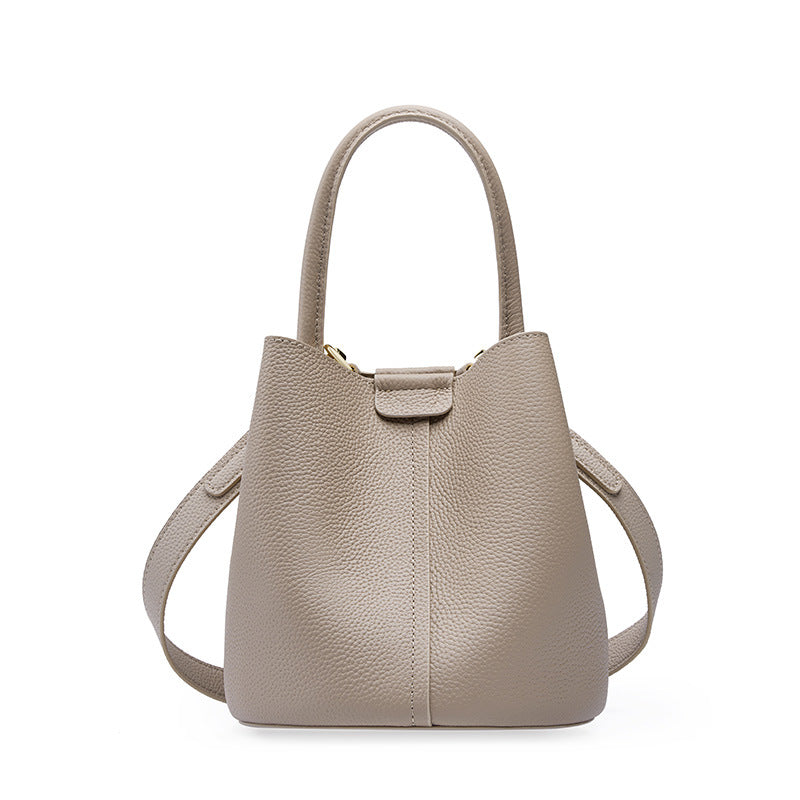 Women's Leather Vegetable Basket Top Layer Commuter High-grade Crossbody Bags