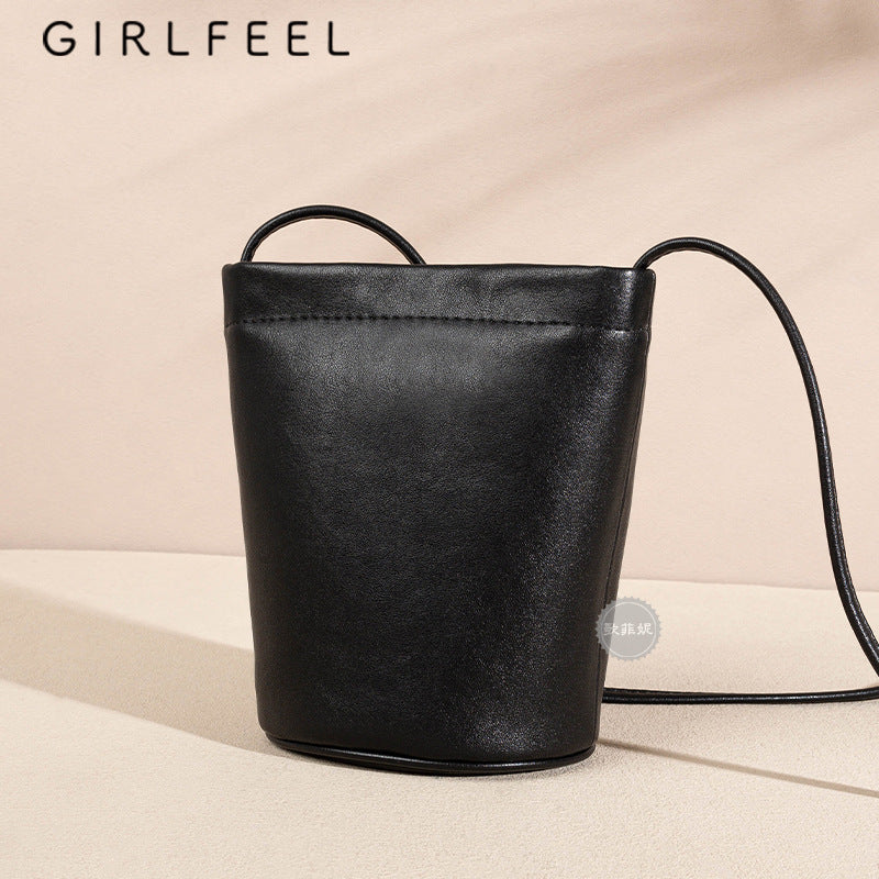 Women's Durable Retro Genuine Leather Simple Crossbody Bags
