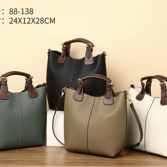 Women's Layer Cowhide Large Capacity Trendy Summer Commuter Bags