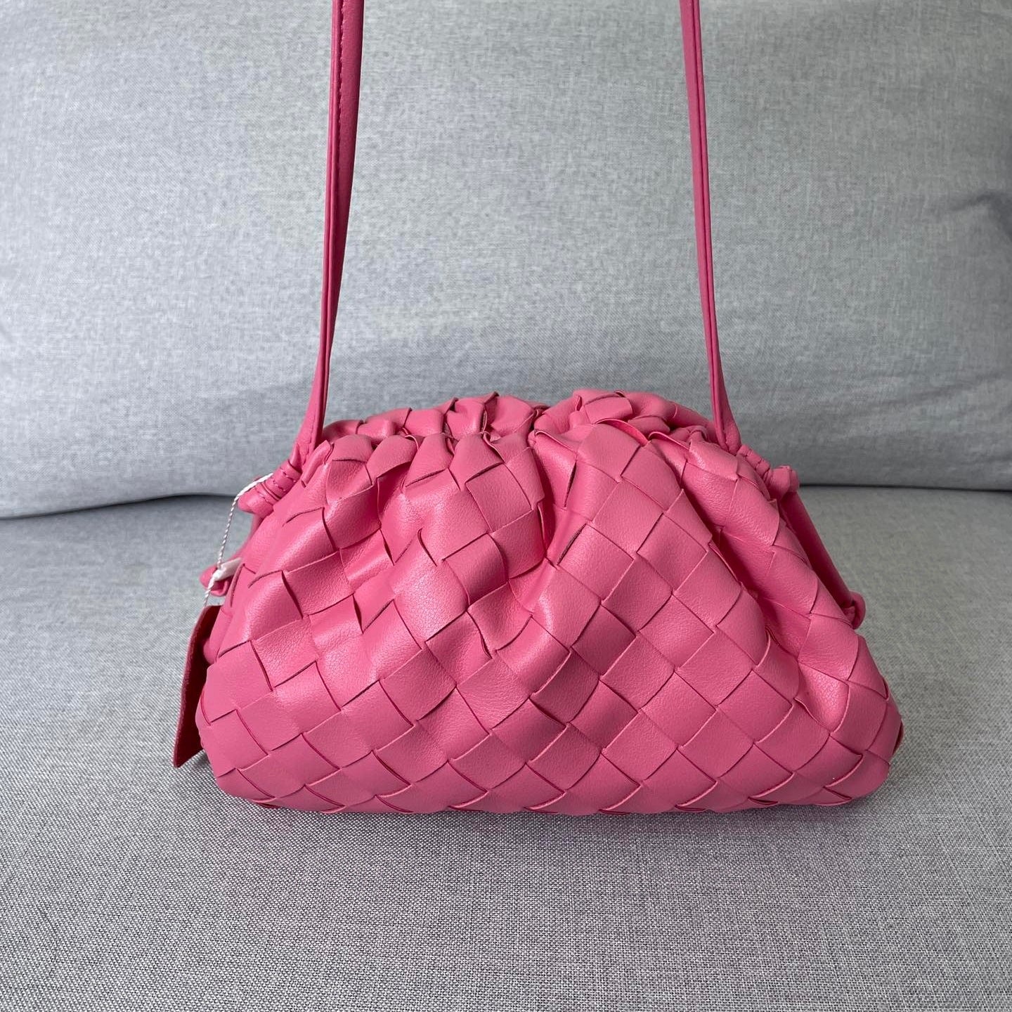 Women's Pleated Wind Woven Cloud Genuine Leather Magnetic Crossbody Bags