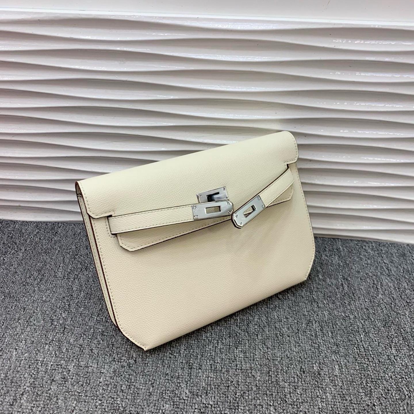 Classic Women's High-grade Versatile Underarm Commuter Crossbody Bags