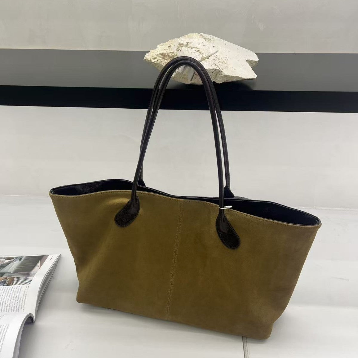 Cowhide Big Fashion Retro Commuter Underarm Tote Bags