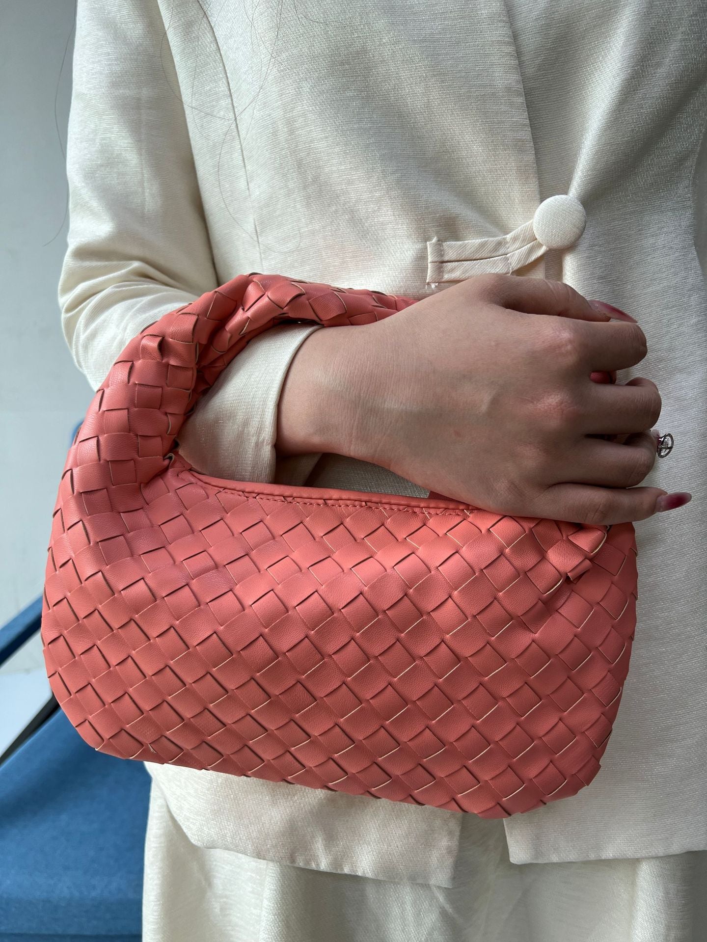 Classic Trendy Cool Hand-woven Horn Portable Handbags
