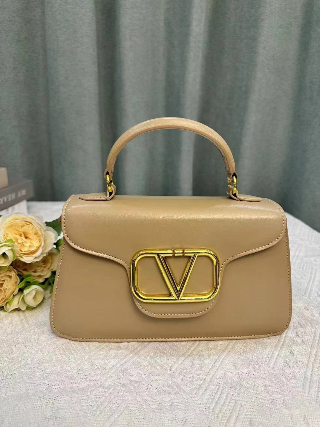 Trendy Unique Women's Advanced Texture Calfskin Handbags