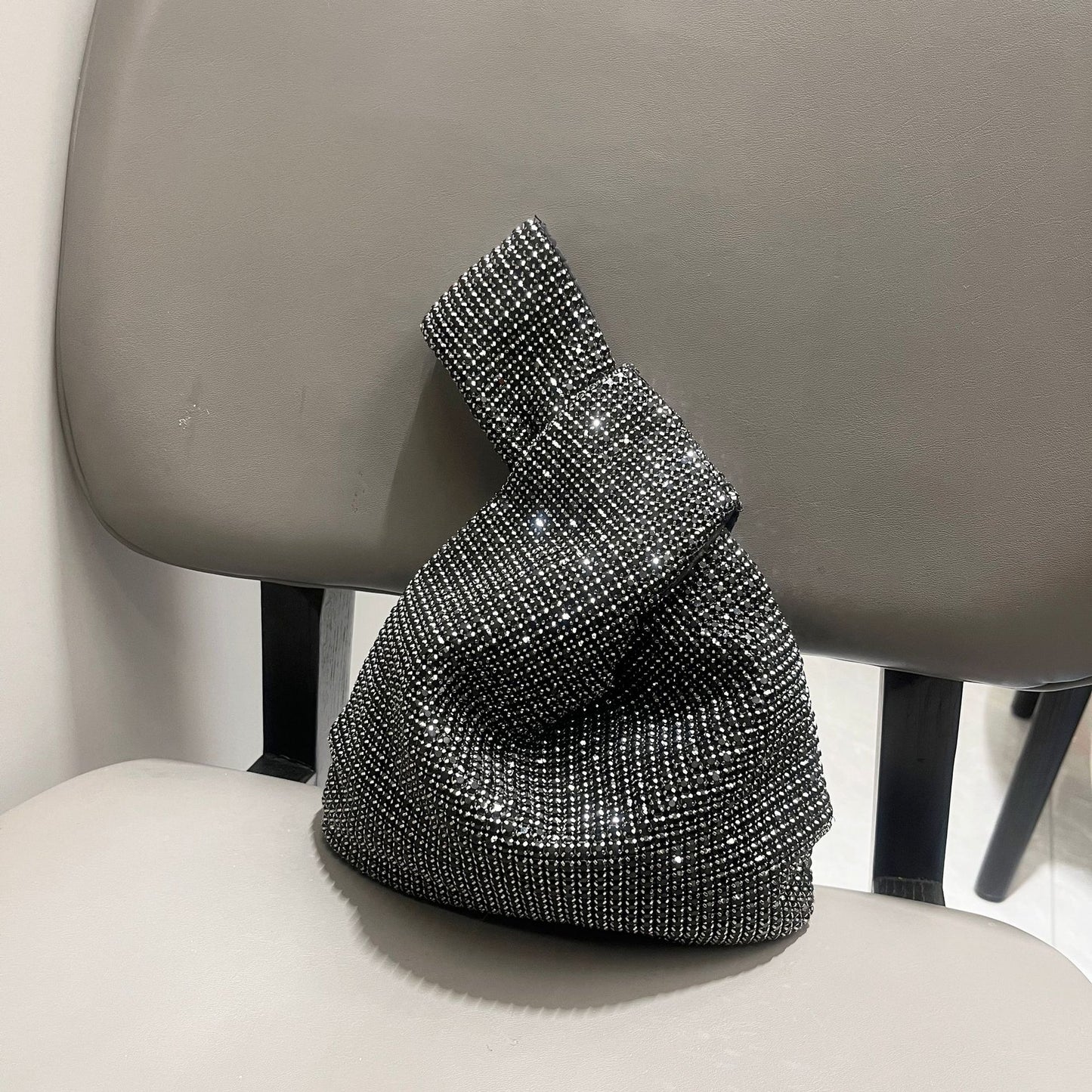 Women's Shiny Rhinestone Handmade Hand Holding Dinner Handbags