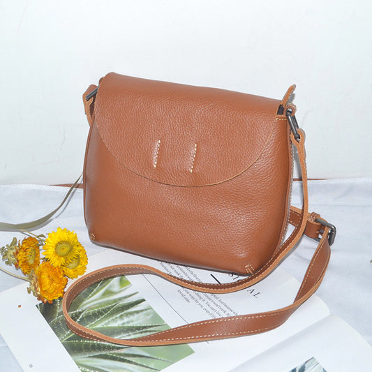 Women's Retro Style First Layer Cowhide Saddle Crossbody Bags