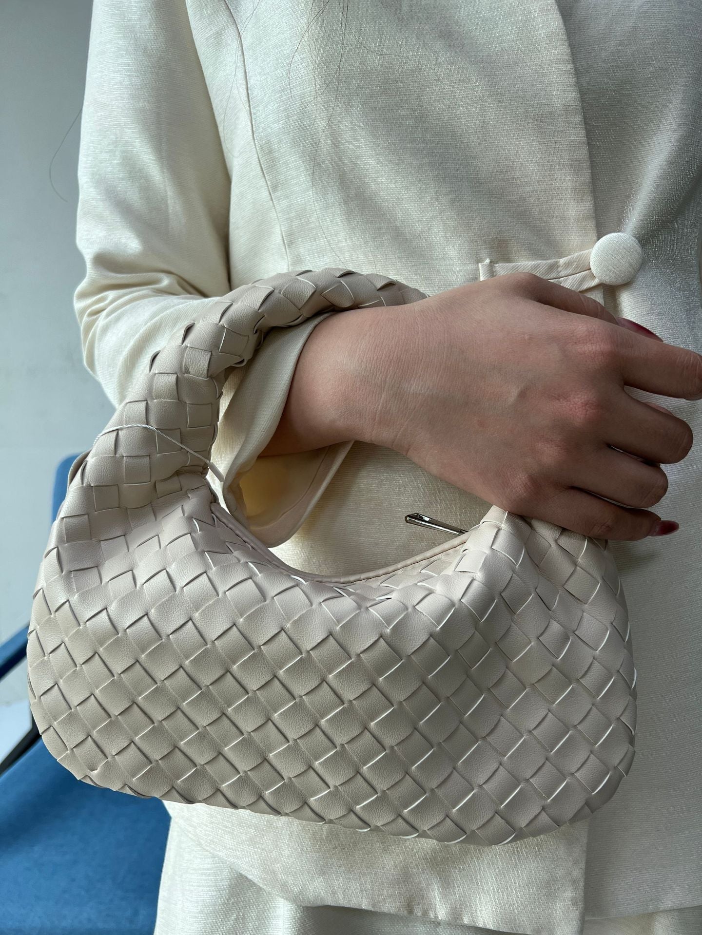 Classic Trendy Cool Hand-woven Horn Portable Handbags