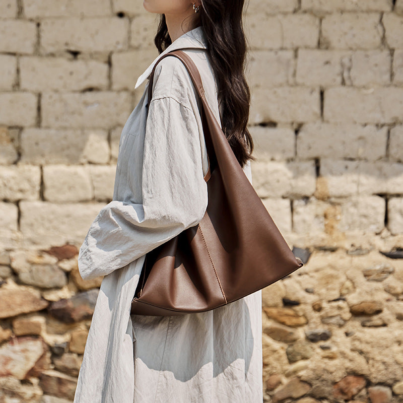 Women's Big Large Capacity Commuter Genuine Leather Shoulder Bags