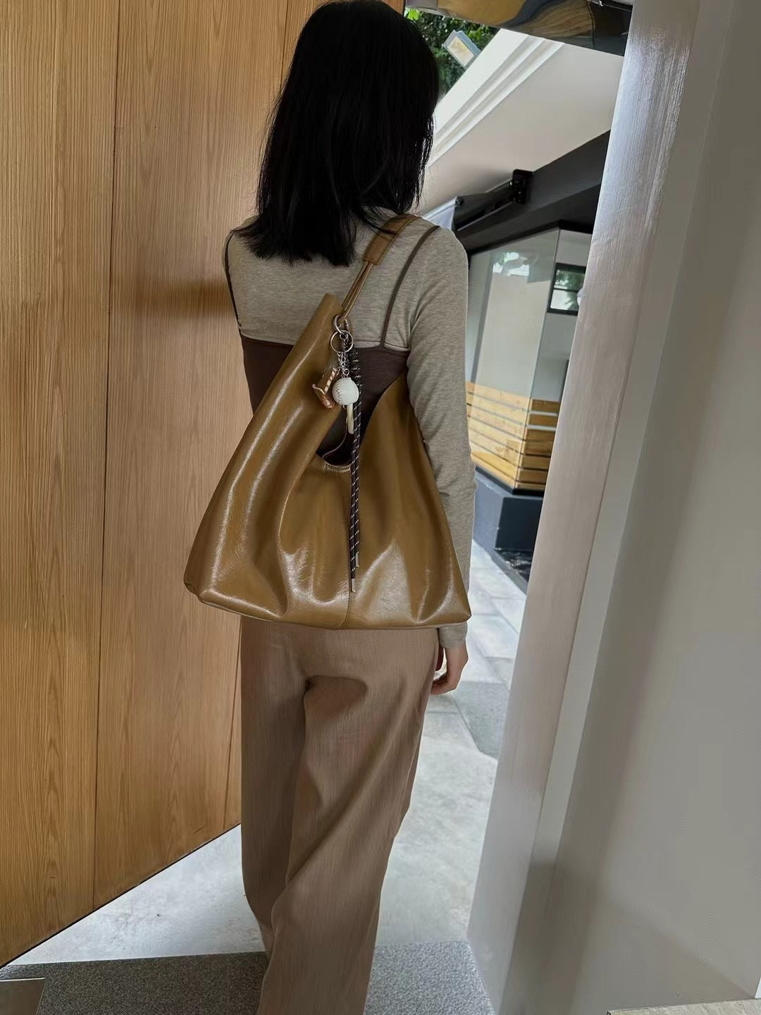 Women's High-grade Soft Leather Underarm Large Capacity Shoulder Bags