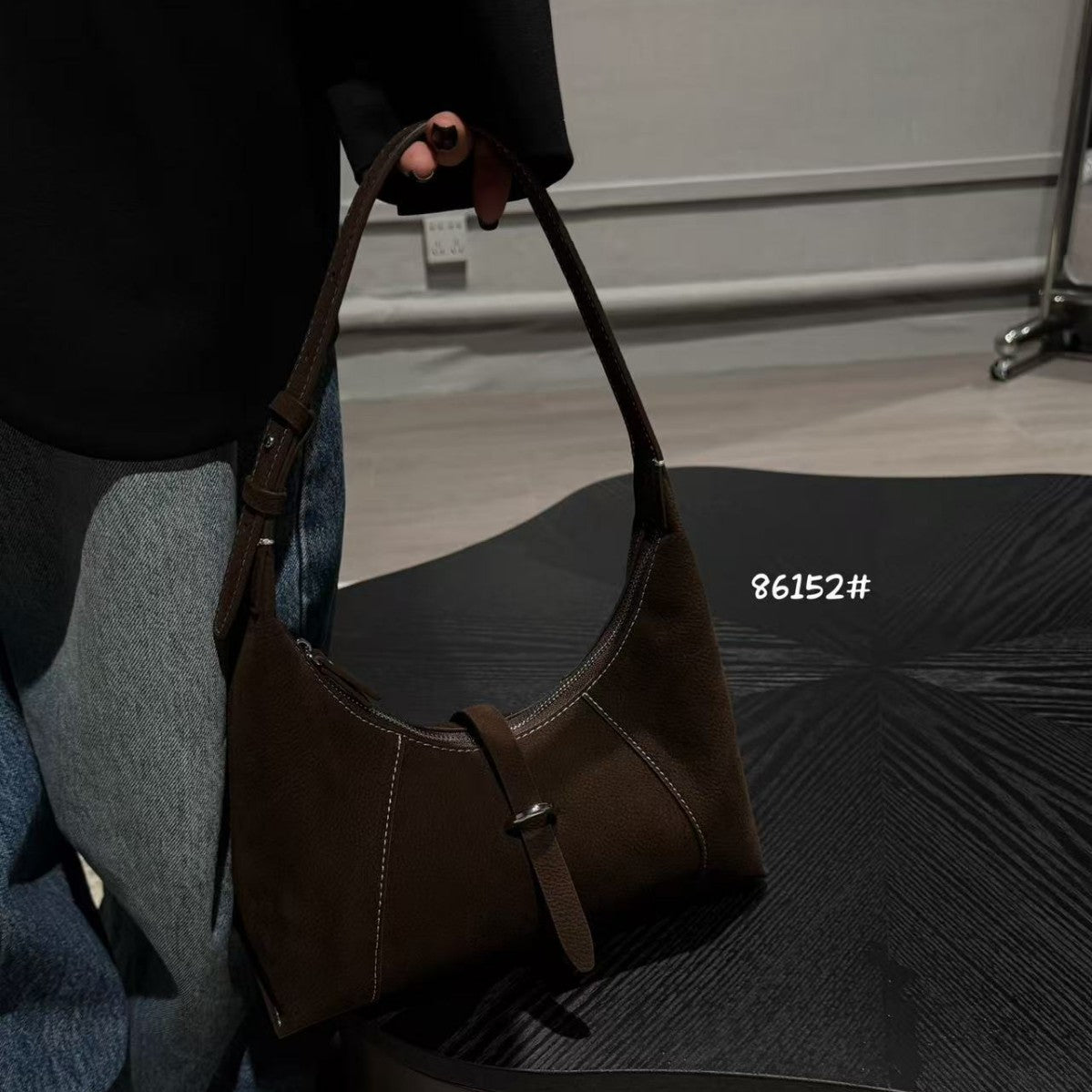 Women's Design Genuine Leather Suede Baguette Fashion Crossbody Bags