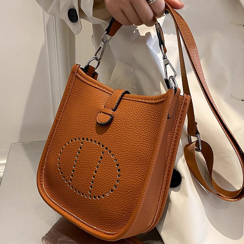 Beautiful High-grade Hollow Craft Fashion One Crossbody Bags