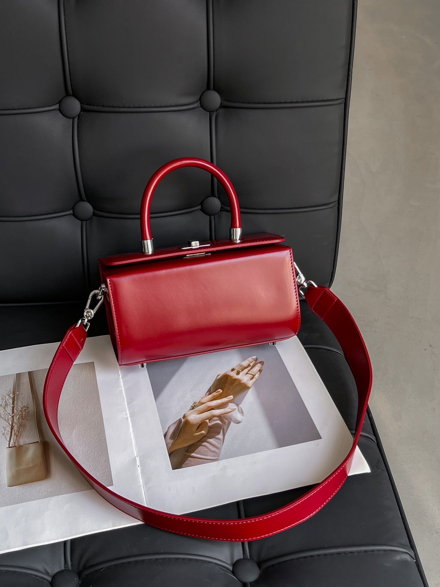 Women's Design Box Fashion Wide Strap Handbags