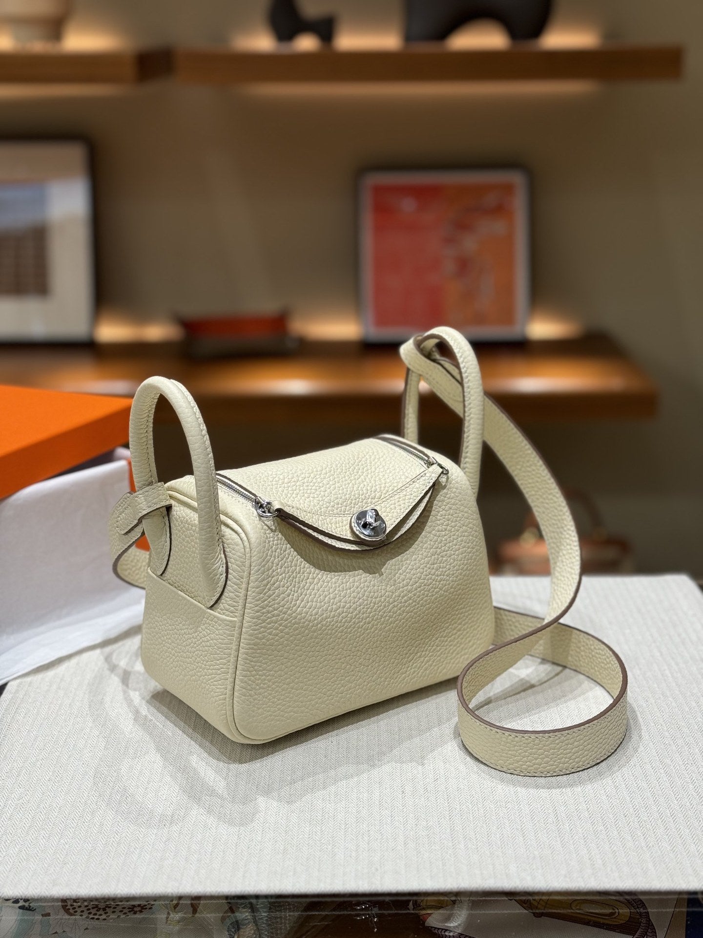 Women's Lindy Mini Doctor Cow Leather Portable Bags