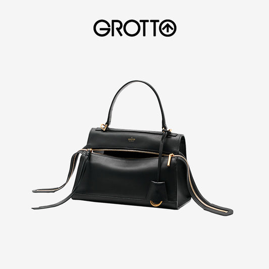 New Classy Series Size Medium Simple Shoulder Bags