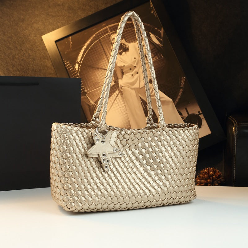 Hand-woven Underarm Five-pointed Star Ornaments Commuter Handbags