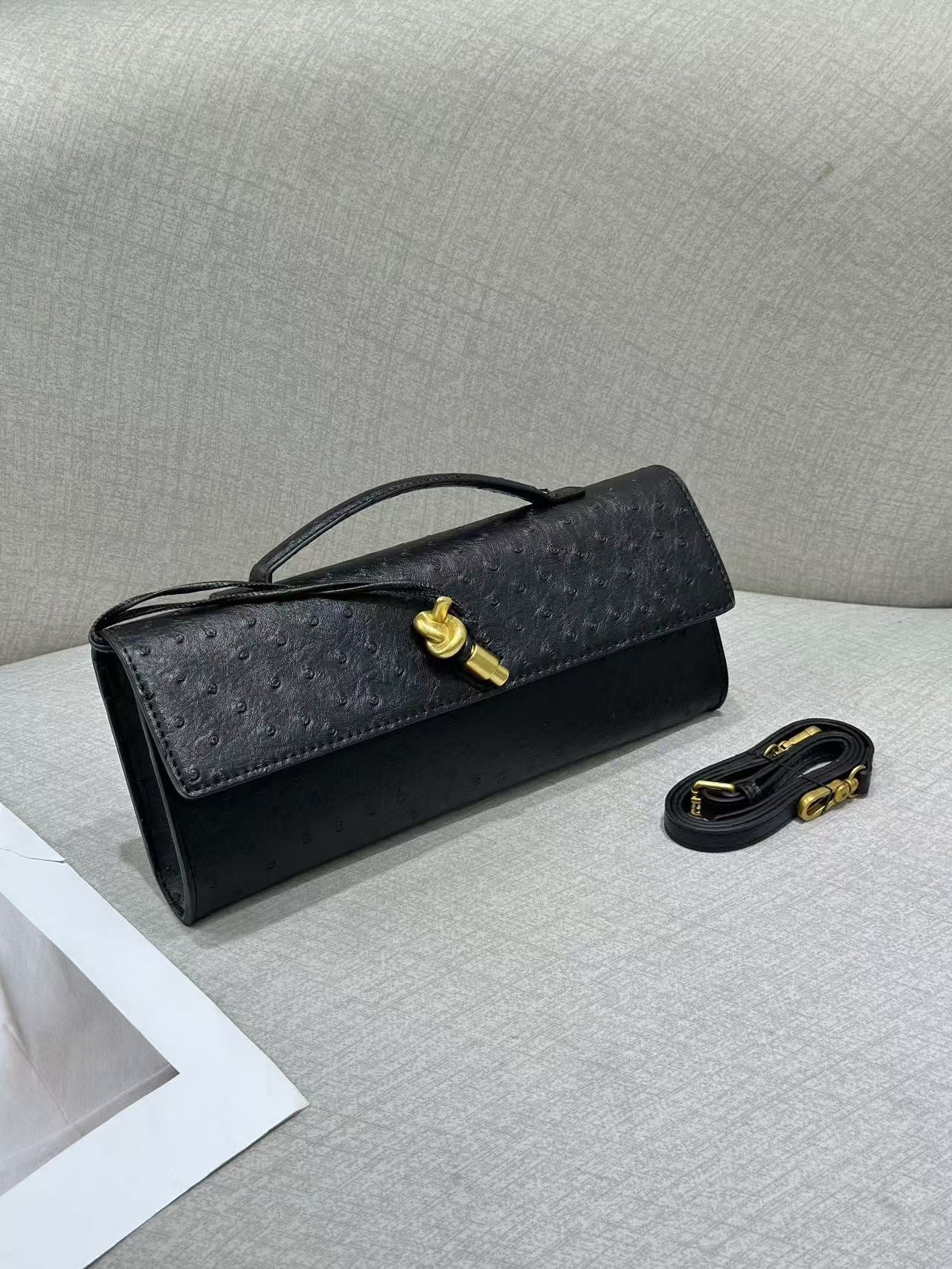 Ostrich Grain Dinner Baguette Exquisite Versatile Crossbody Bags