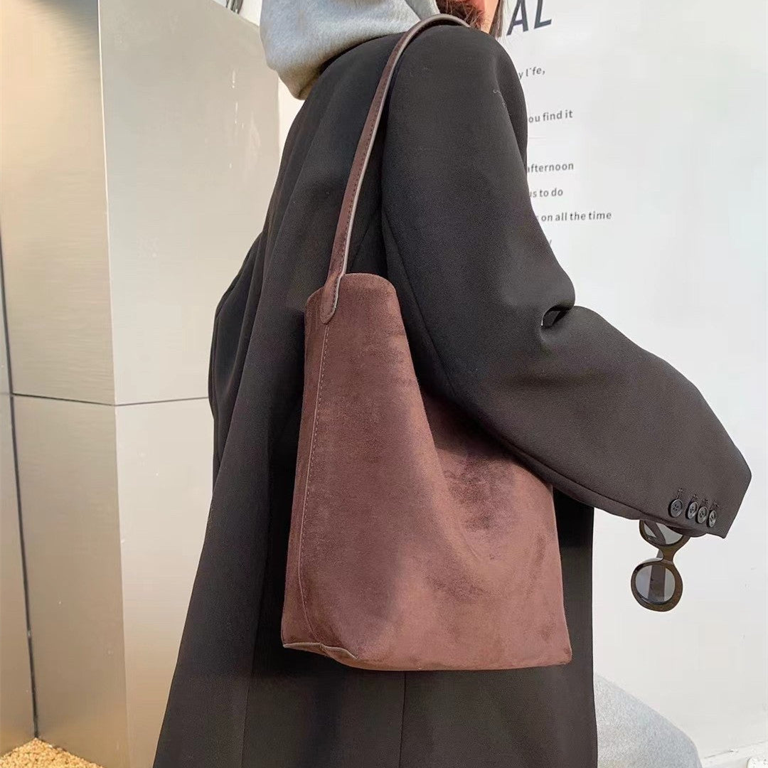Women's Idle Style Cowhide Underarm Commuter Flannel Armpit Bags