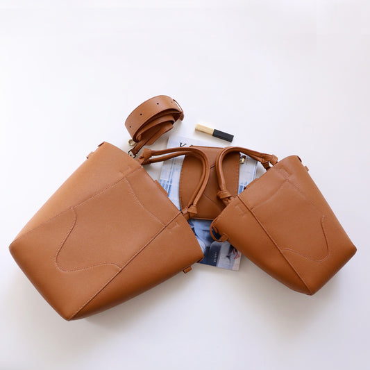 Women's Cowhide Leather Design Large Capacity Portable Shoulder Bags