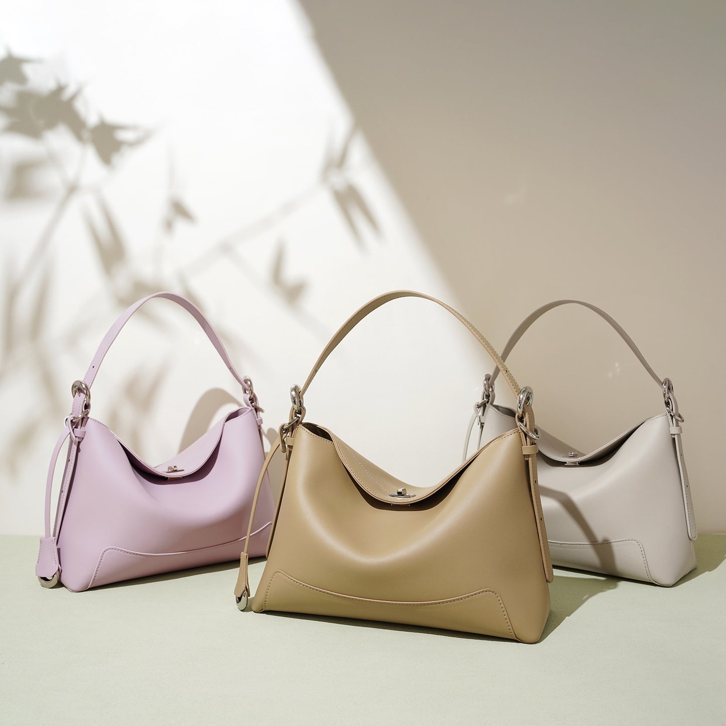 Women's Retro Dumpling Fashion Simple Large Handbags