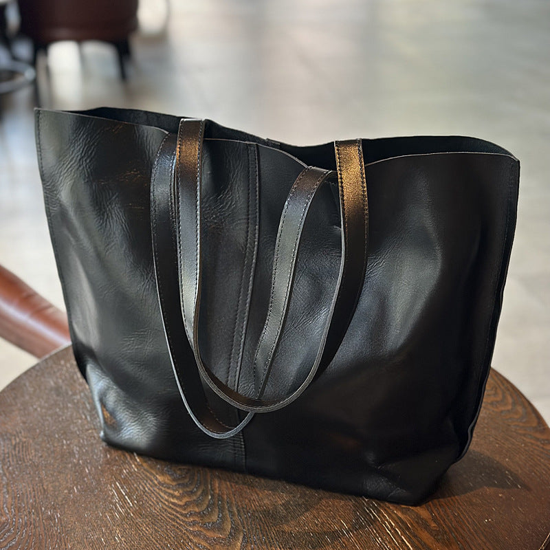 Women's Retro Portable Big First Layer Cowhide Simple Large Capacity Shoulder Bags