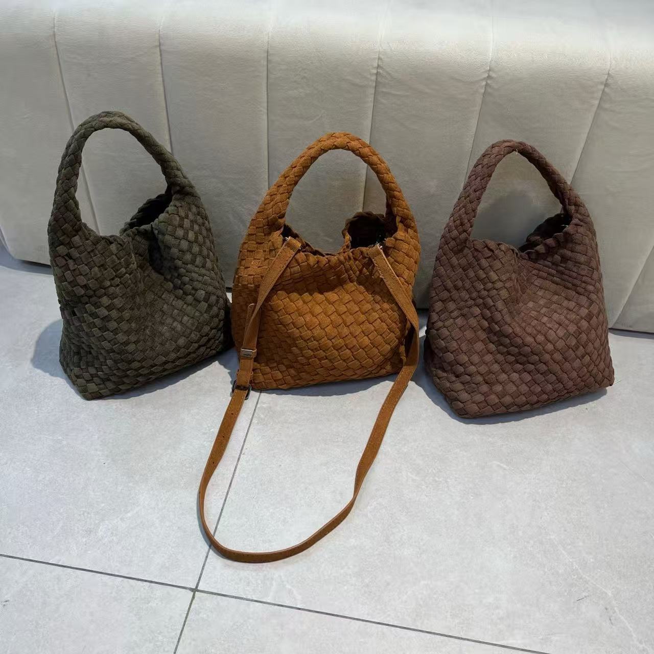 Women's High-grade Frosted Woven Fashionable Basket Shoulder Bags
