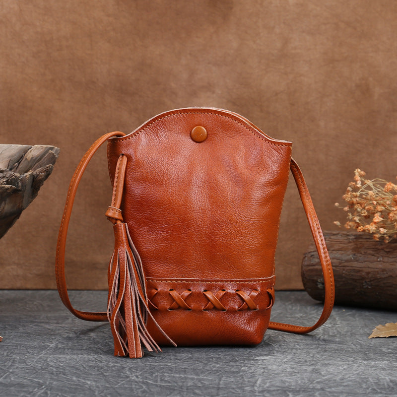 Women's Leather Tassel Retro Mobile First Layer Crossbody Bags