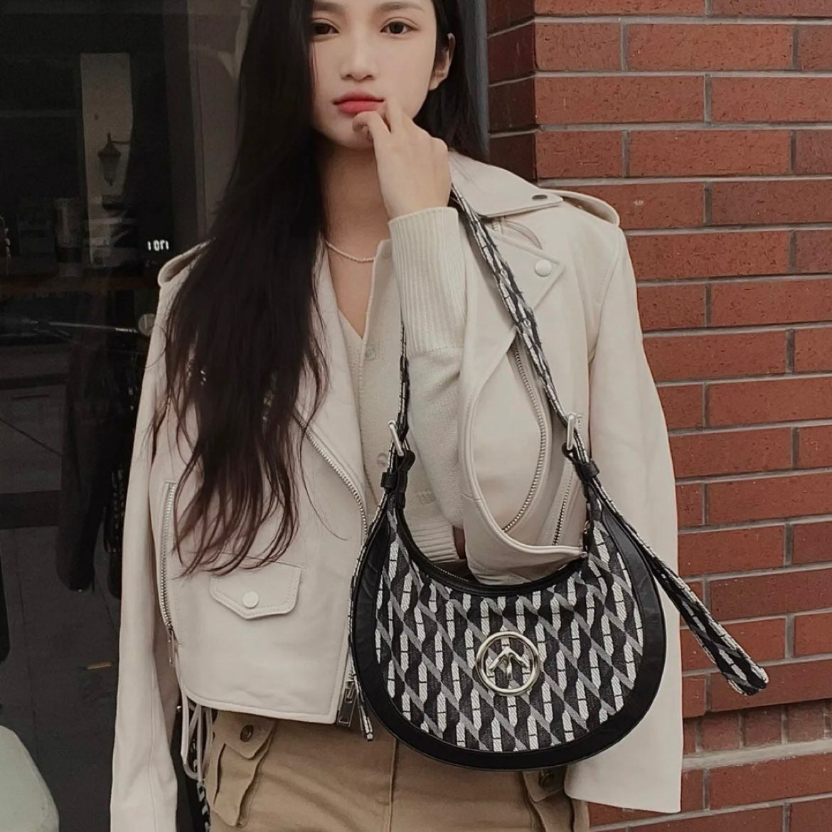 Moon Italian Pleated Leather Trendy Underarm Crossbody Bags
