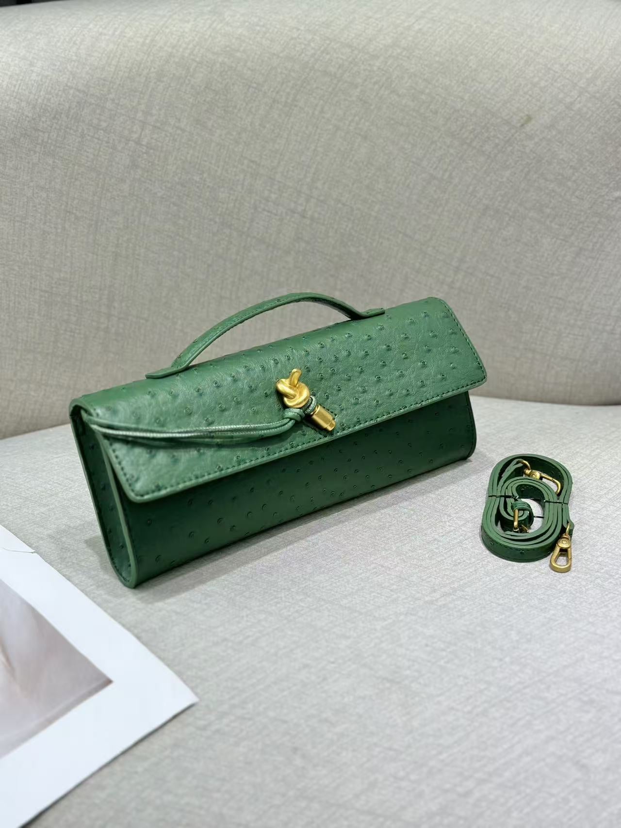 Ostrich Grain Dinner Baguette Exquisite Versatile Crossbody Bags