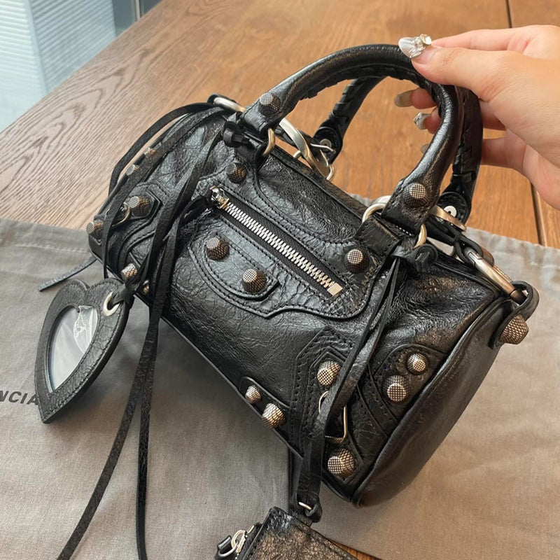 Women's Female Rivet Tassel Three-in-one Pleated Leather Handbags