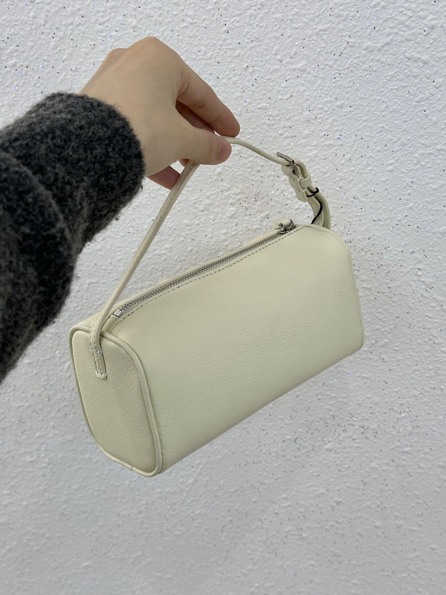 Versatile Retro Simple High Sense Hand Handbags