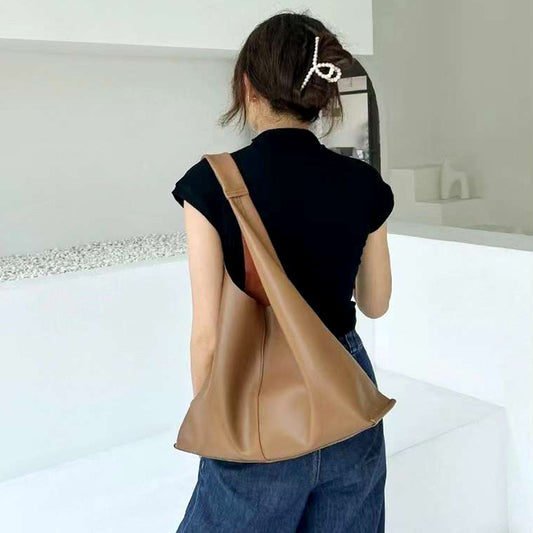 Women's Idle Style Large Capacity Commuter Fashion Bags
