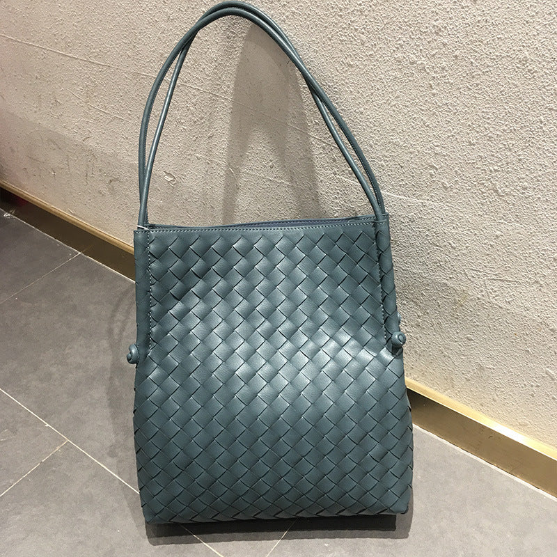 Women's Cowhide Woven Korean Fashionable With Large Shoulder Bags