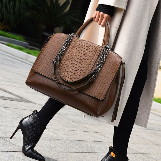 Women's Capacity Light Luxury High-grade Stylish Good Handbags
