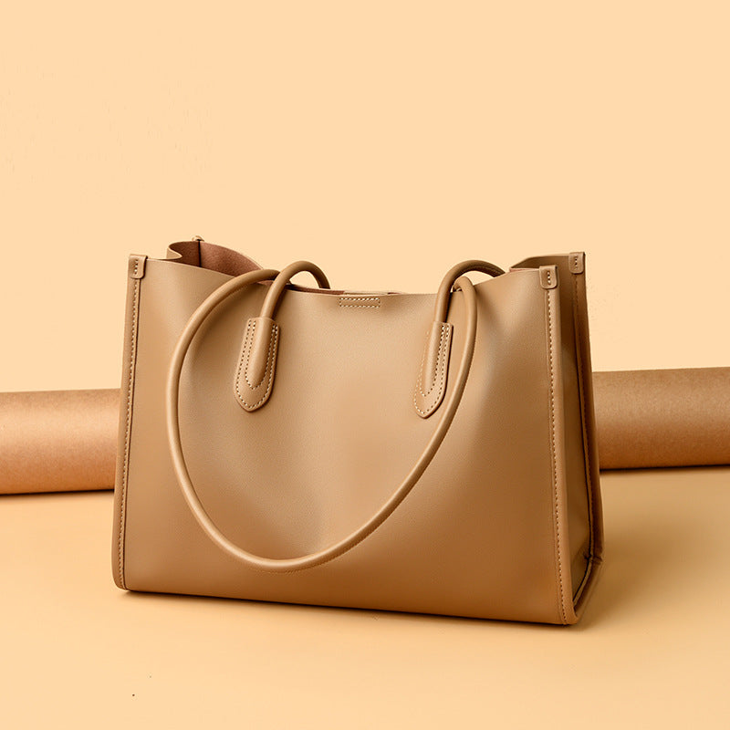 Leather Large Capacity Fashion Commuter Computer Crossbody Bags