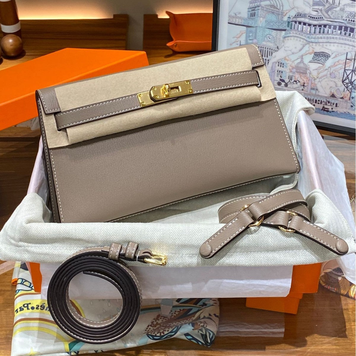 Women's Genuine Leather Kelly Retro High-grade Underarm Crossbody Bags