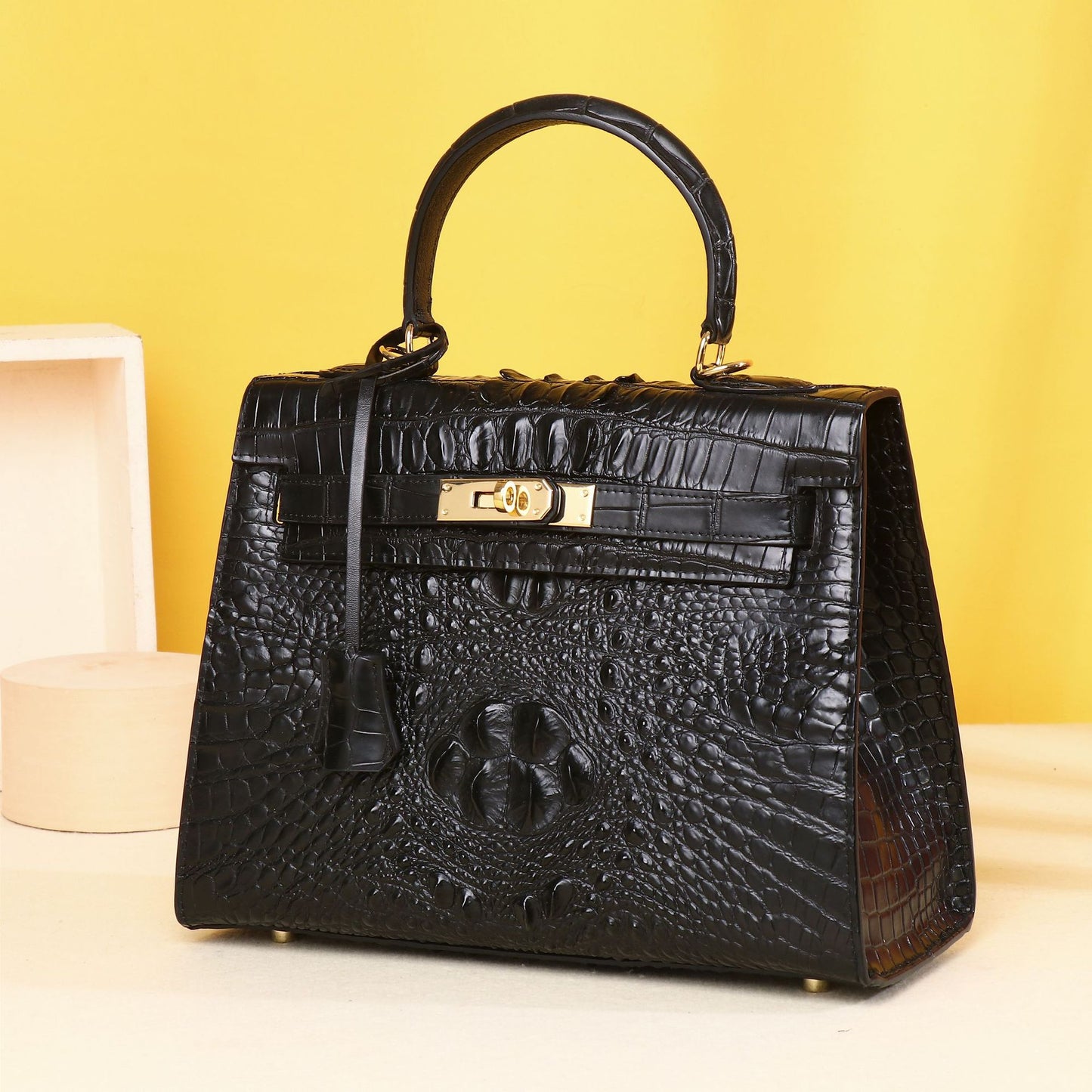 Women's Commuter Large Capacity Practical Classic Handbags