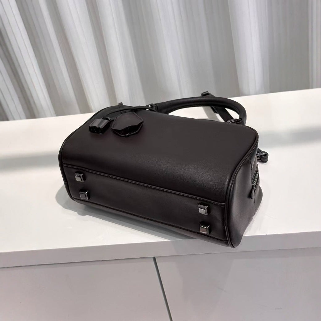 Women's Lambskin Portable Fashion Simple Latch Design Handbags