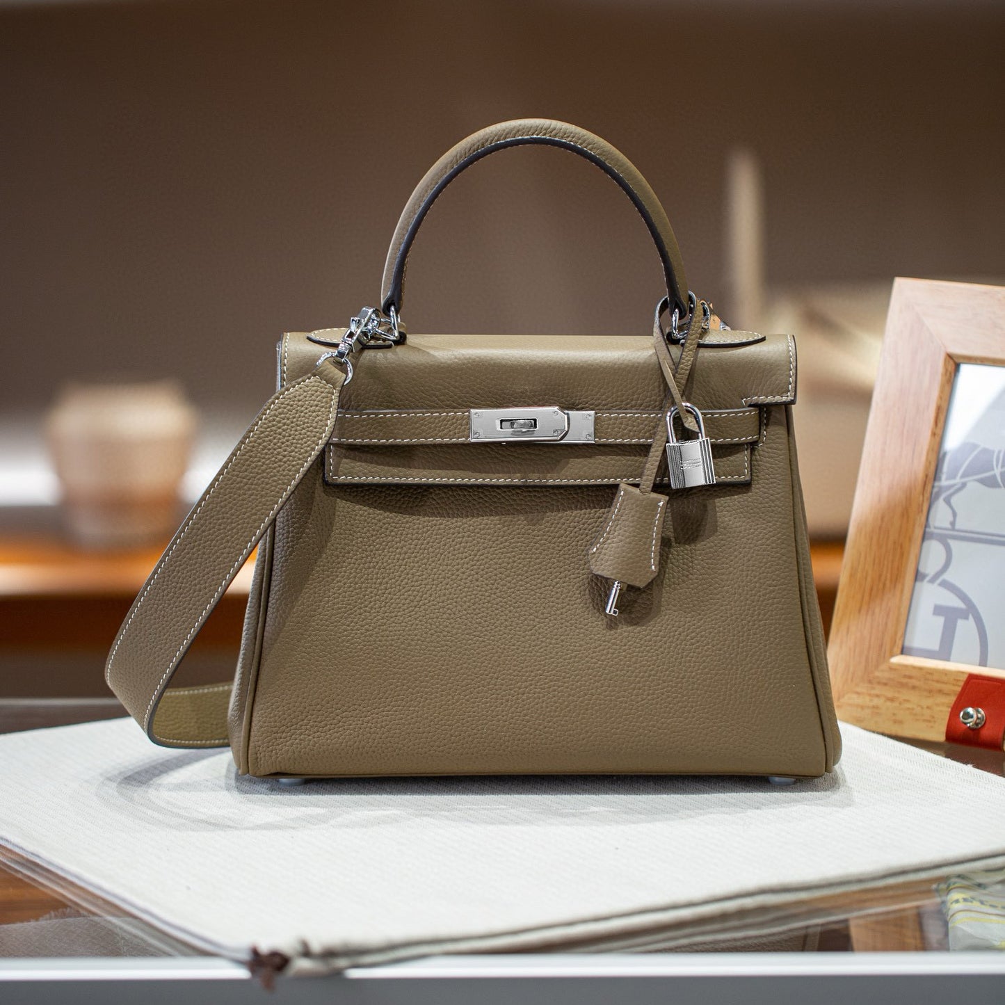 Women's Layer Cowhide Kelly Wide Strap High Handbags