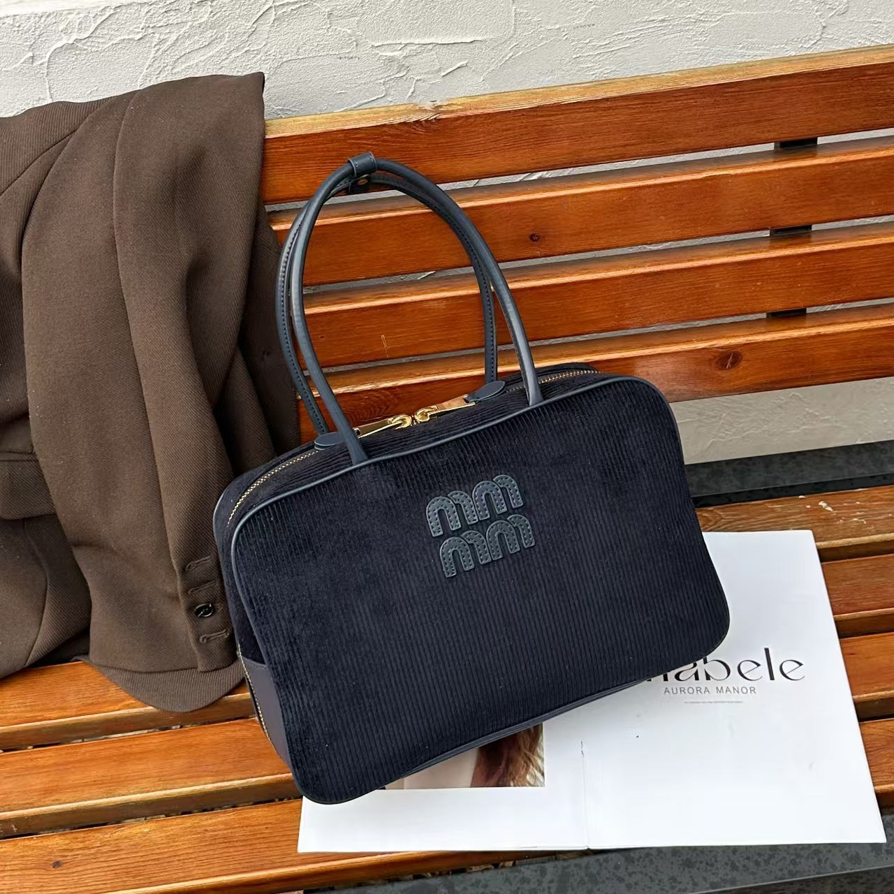 Unique Design Large Capacity Retro Elegant Bags