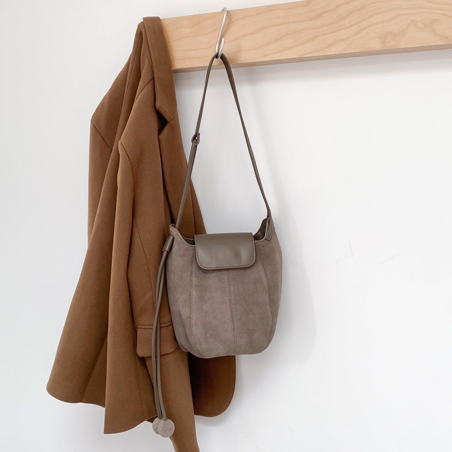 Women's Fashion Underarm Pumpkin Frosted Leather Textured Shoulder Bags